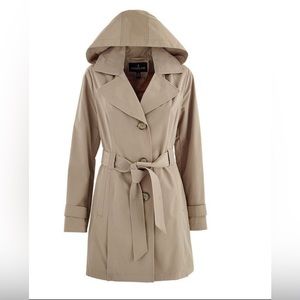 London fog women’s trenchcoat
